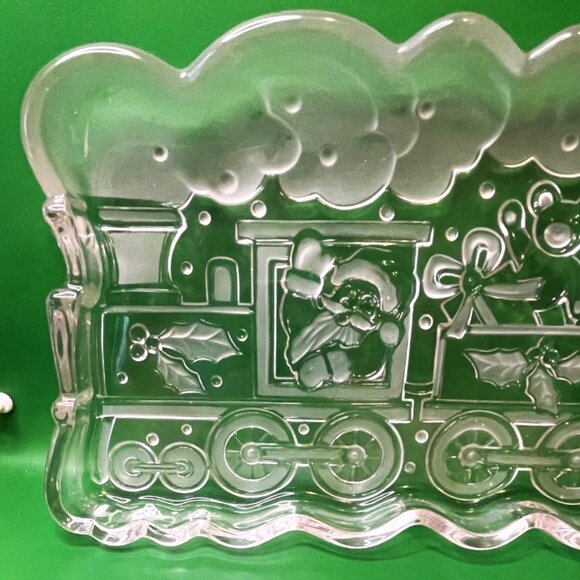 Vintage North Pole Express Glass Tray Santa Train Christmas 13” Serving Platter - Picture 4 of 12